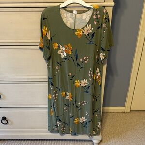 Old Navy Green Floral Midi Dress